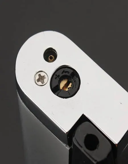 FlamePro Compact Cigarette Lighter: Sleek Design with Powerful Ignition