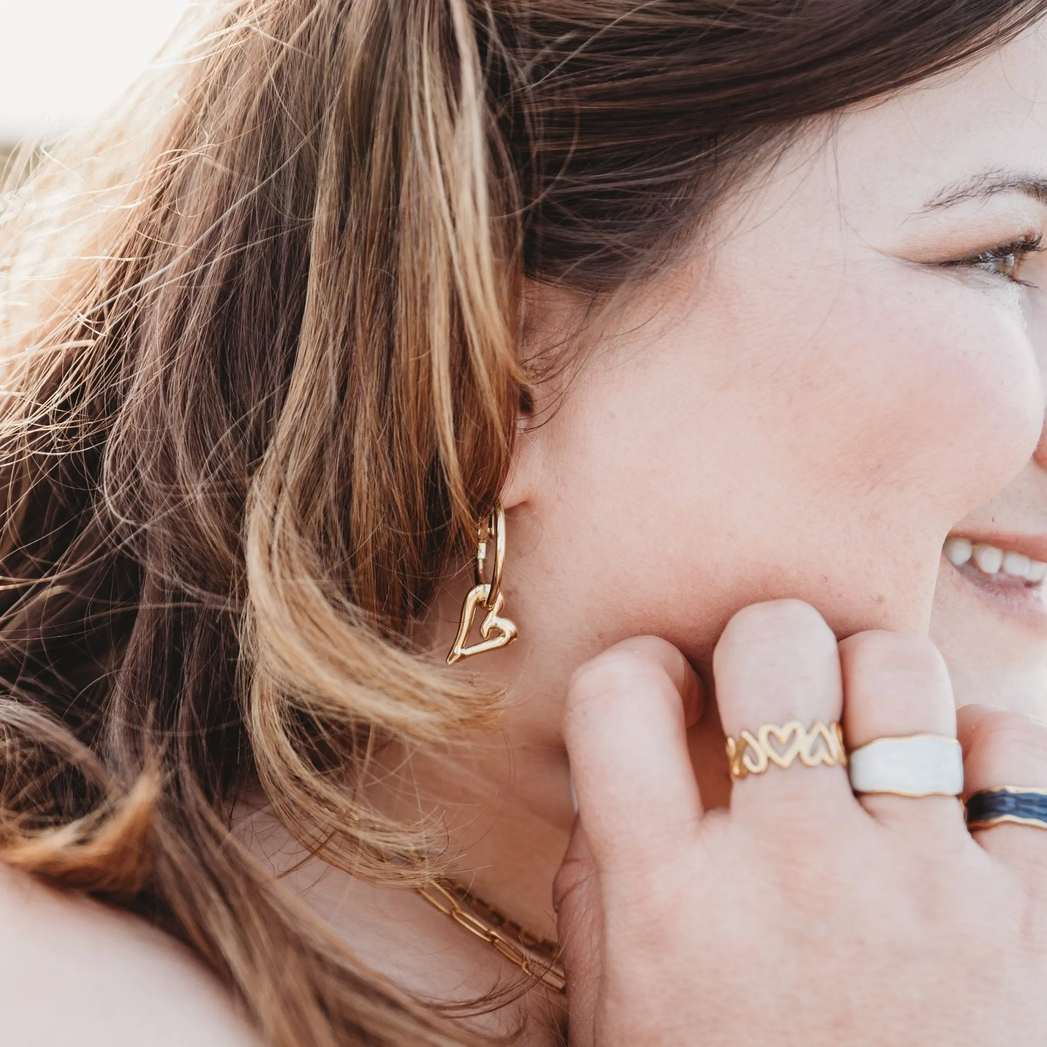Open heart hoops