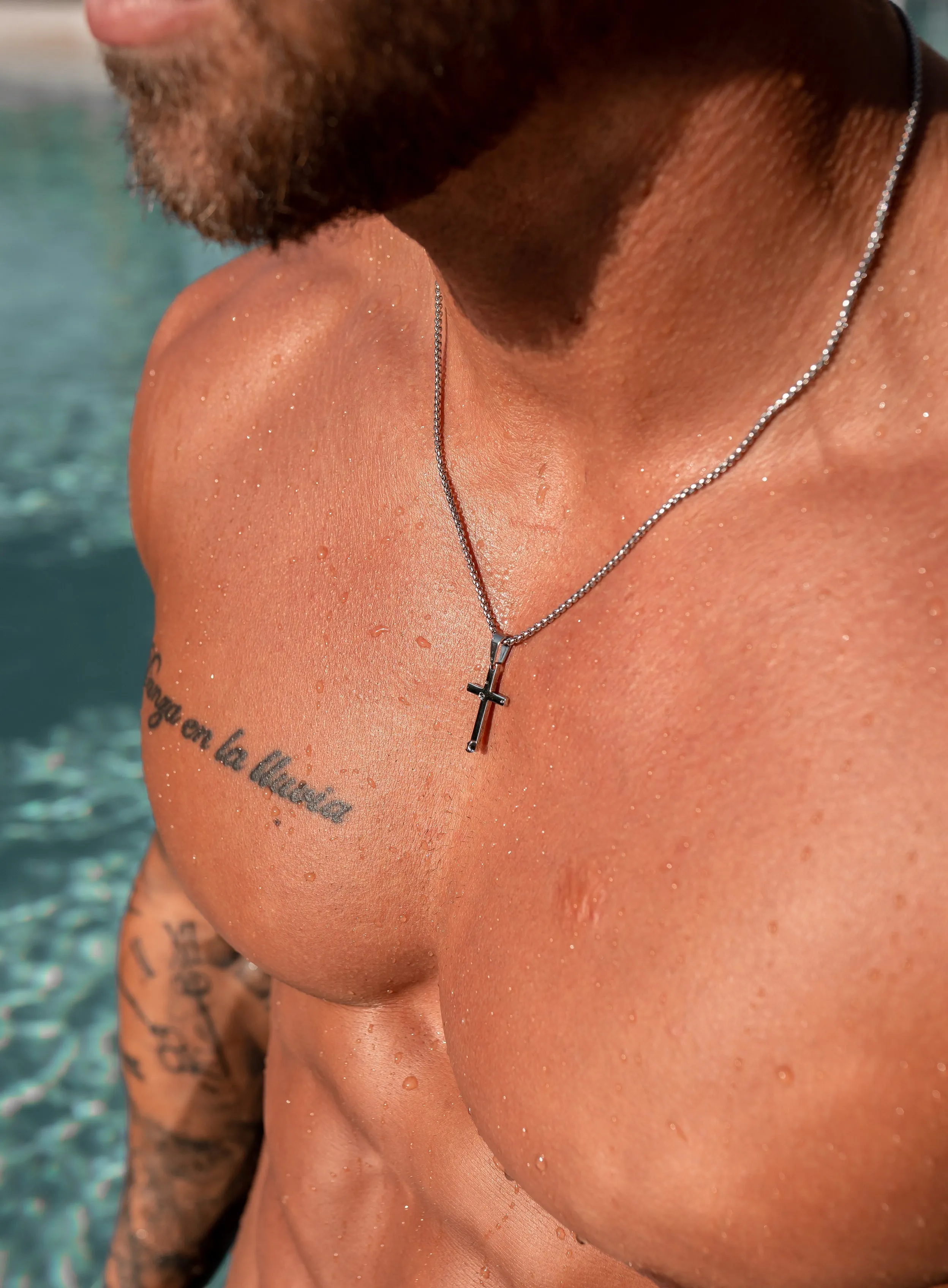 Sweatproof   Waterproof Men's Medium Cross Necklace