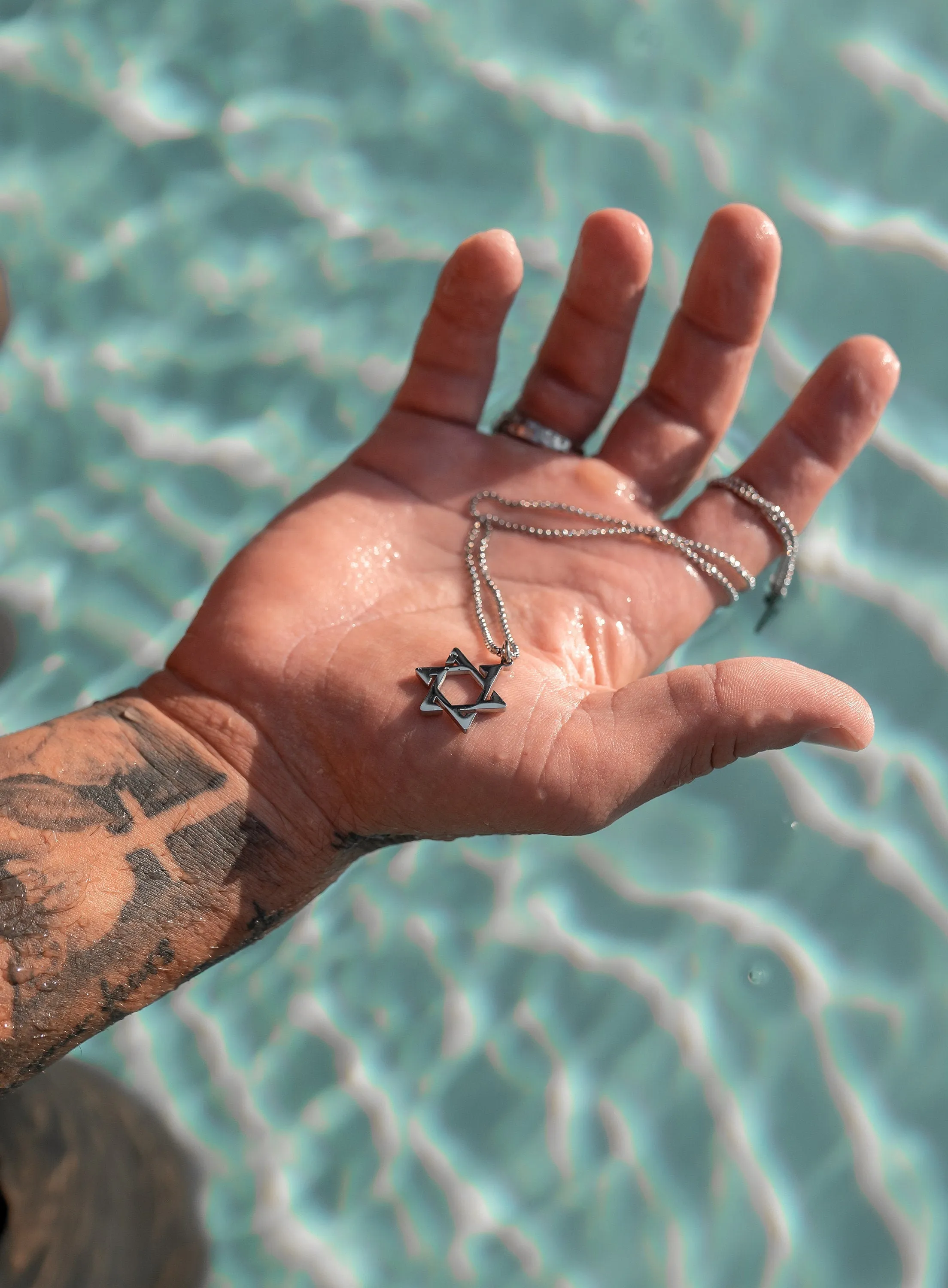 Sweatproof   Waterproof Star of David Silver Necklace