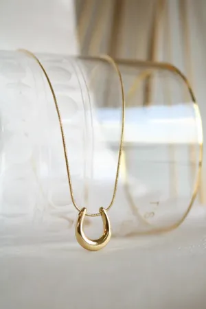 The Dalia Necklace