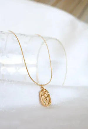 The Rosa Necklace