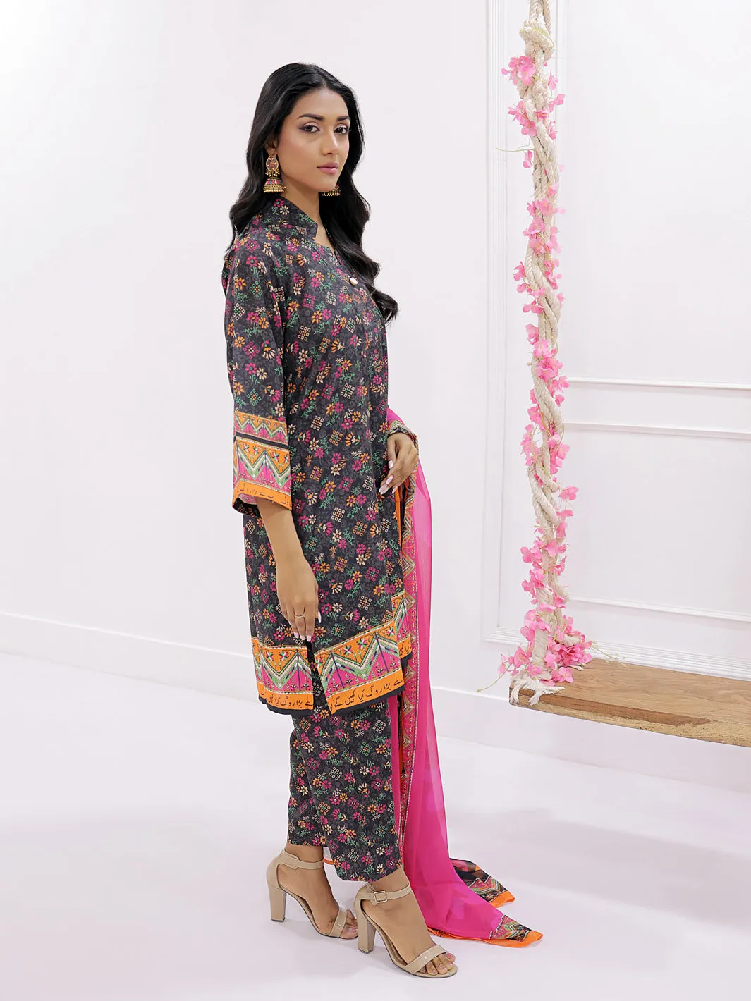 TNG Stitched 3 Piece Khaddar Collection'2024-Urooj