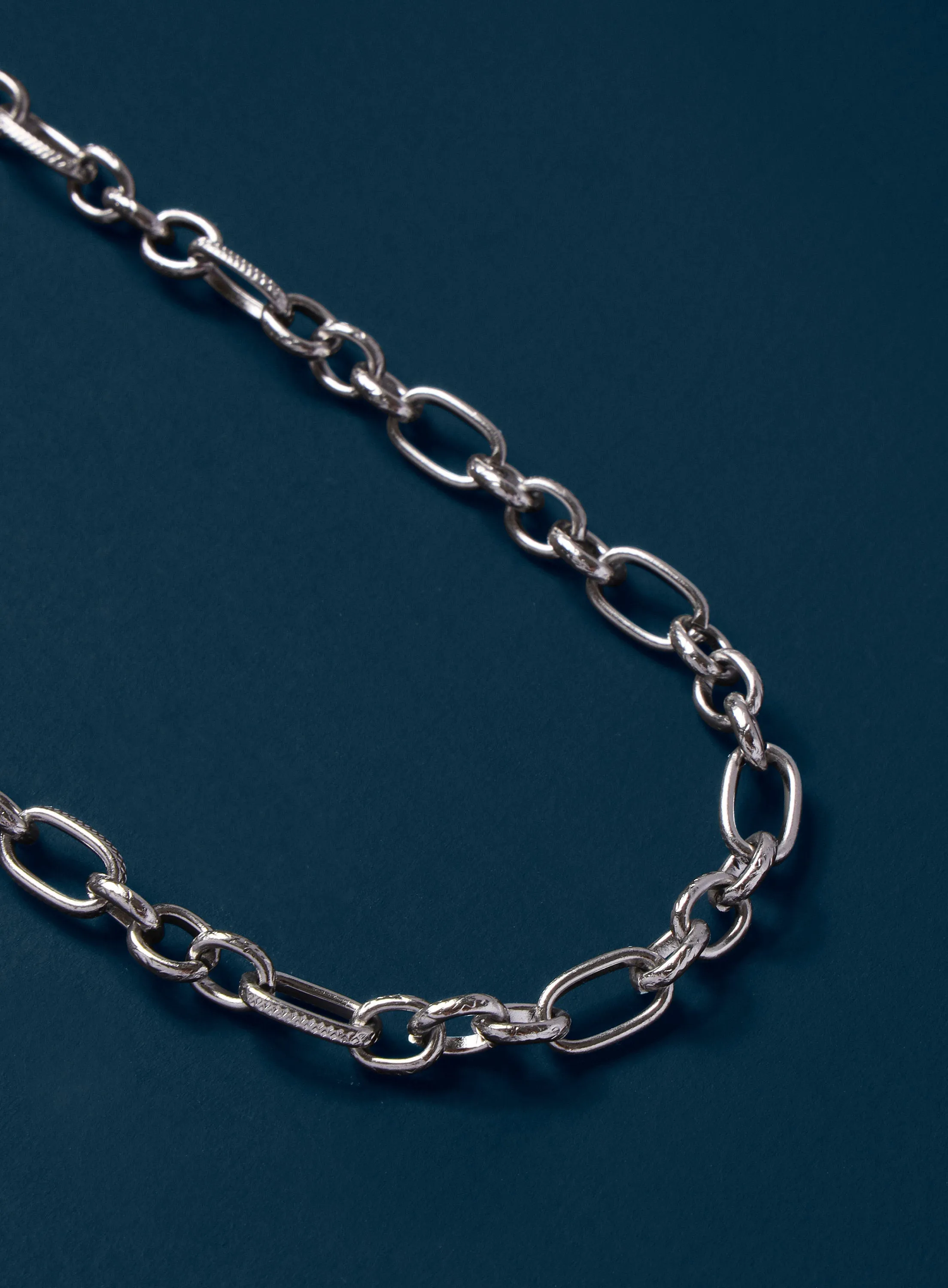 Waterproof 7mm 316L Stainless Steel Textured Cable Chain