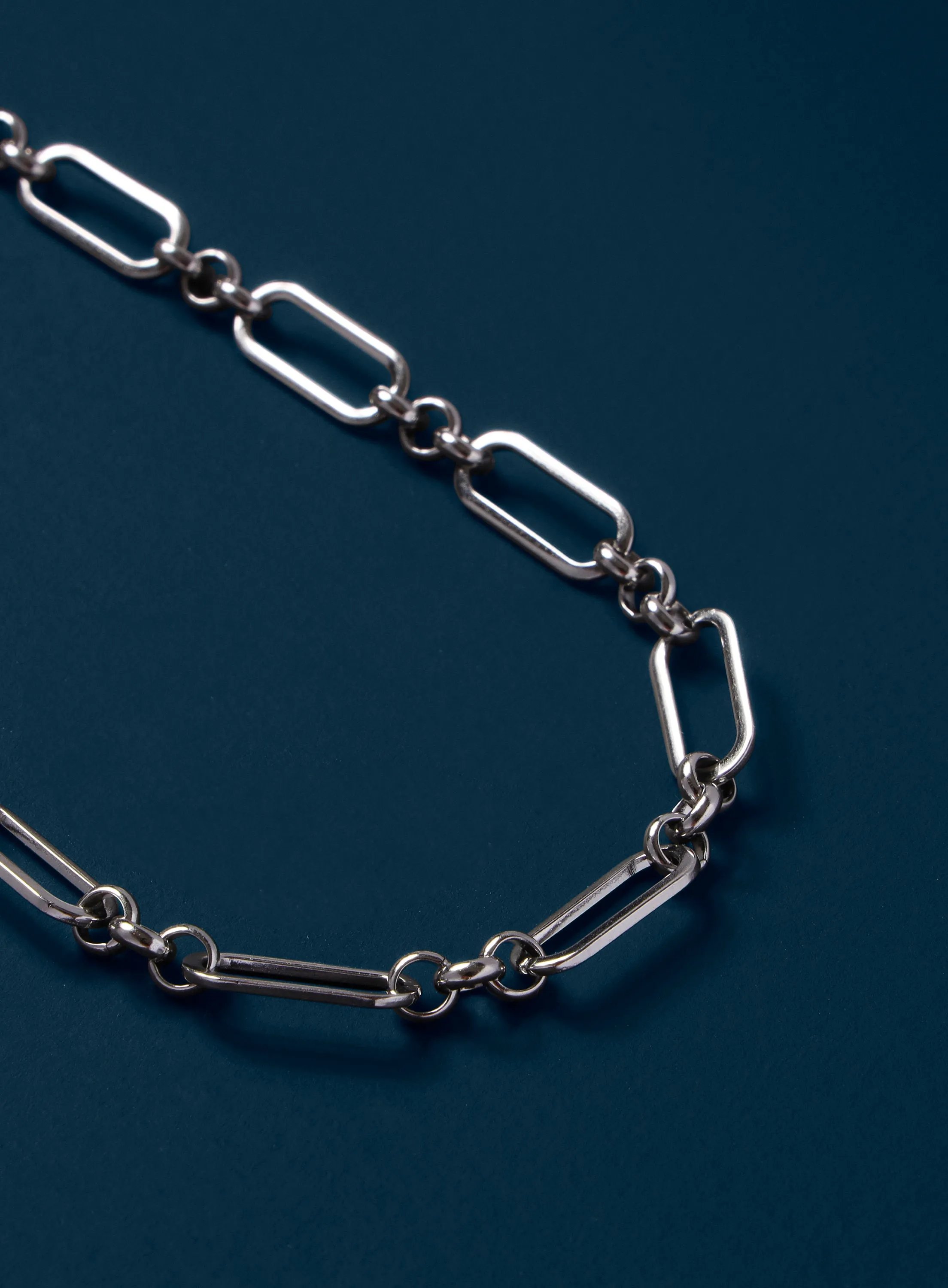 Waterproof Elongated Cable Chain Necklace for Man